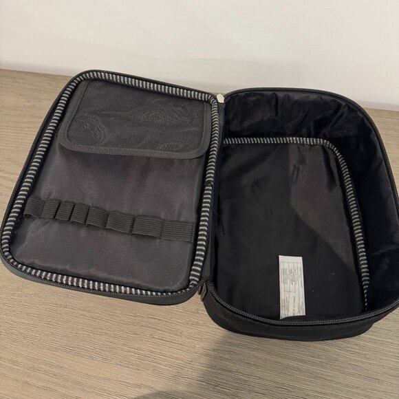 SEPHORA COLLECTION Black Toiletry Case - Picture 4 of 7